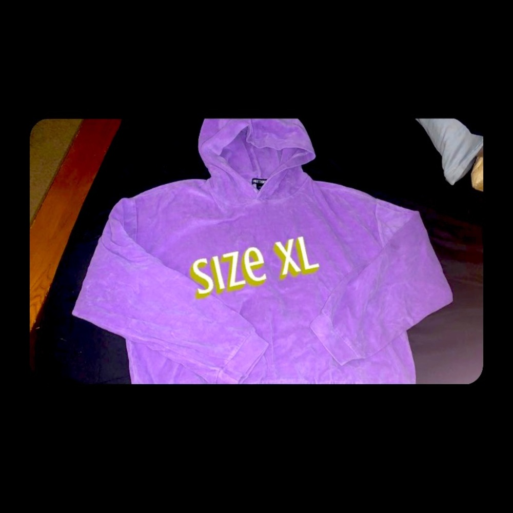 Hot Topic size 0X Crop Hoodie Velvet